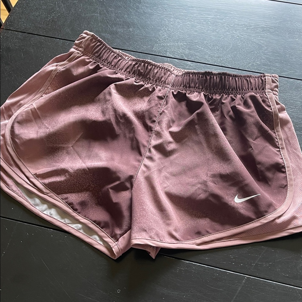 Nike dri-fit shorts size M